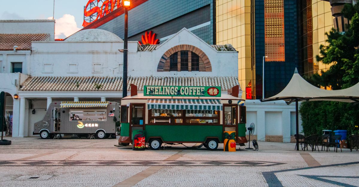 Food truck près des arènes de Nîmes